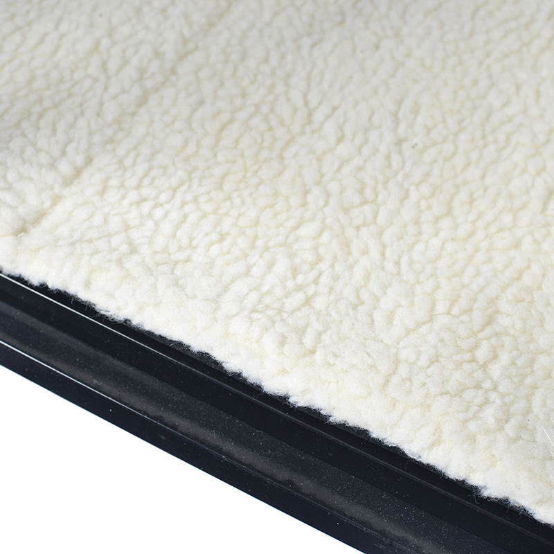 Estilo ng Muwebles Malaking kahoy na hubog ng aso na may mga gulong at unan Estilo ng Muwebles Malaking kahoy na hubog ng aso na may mga gulong at unan